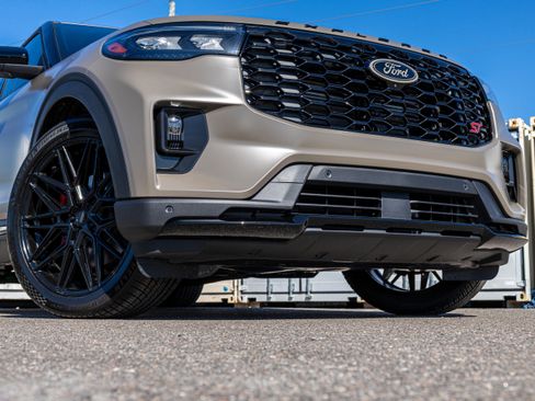 New 2026 Ford Explorer ST w/ Sun And Sound Package image 19