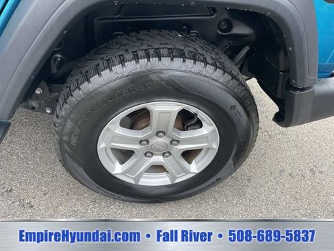 Used 2019 Jeep Wrangler Unlimited Sport S AWD/4WD image 13