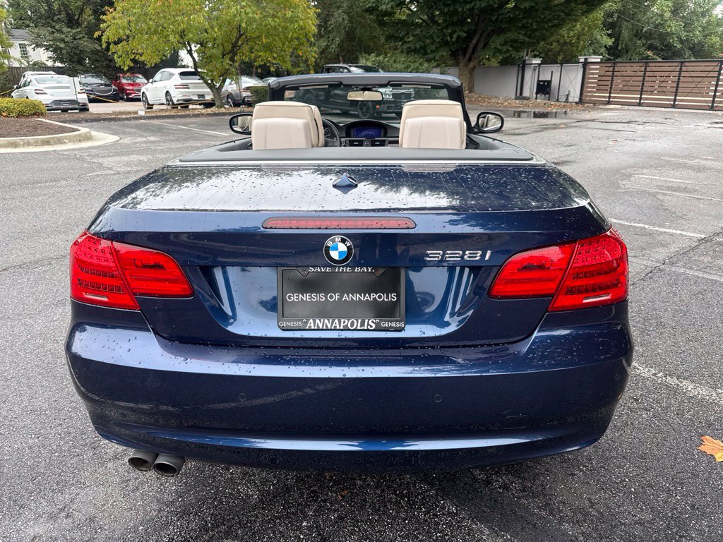 Used 2013 BMW 328i Convertible RWD image 8
