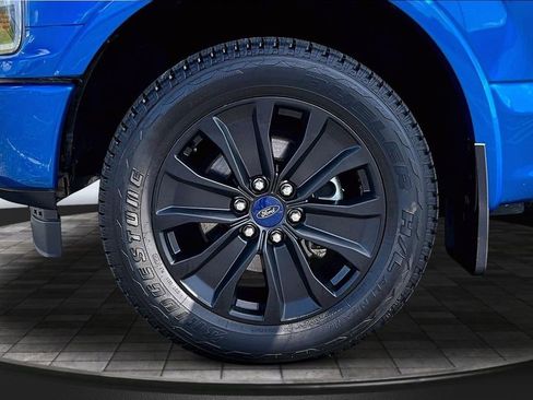 Used 2019 Ford F150 Lariat w/ Equipment Group 502A Luxury AWD/4WD image 9