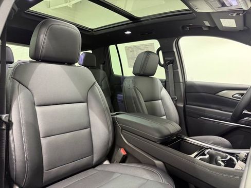 New 2026 Chevrolet Traverse LT w/ Sun and Wheel Package image 30