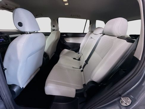 Used 2020 Volkswagen Tiguan S image 24