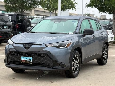 Used 2025 Toyota Corolla Cross AWD Hybrid image 8