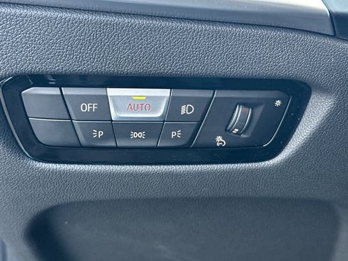 New 2026 BMW 330i Sedan w/ Convenience Package RWD image 31