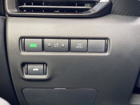 Used 2023 Nissan Sentra SV FWD image 27