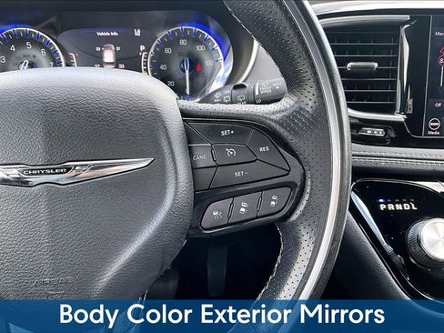 Used 2020 Chrysler Pacifica Limited w/ Advanced Safetytec Group image 13