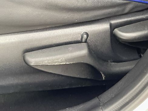 Used 2017 Toyota Corolla SE w/ SE Premium Package FWD image 16