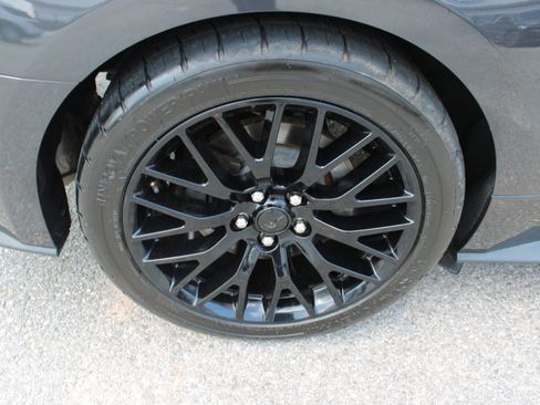 Used 2022 Ford Mustang GT w/ GT Performance Package RWD image 10