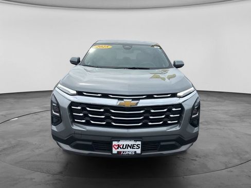 Used 2025 Chevrolet Equinox LT AWD/4WD image 19