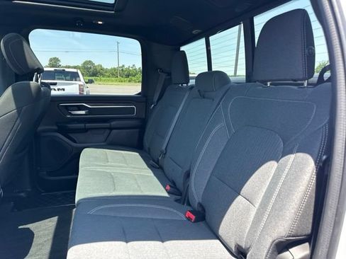 Used 2022 RAM 1500 Big Horn AWD/4WD image 37