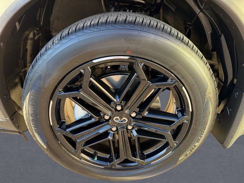 New 2026 INFINITI QX60 Sport image 8