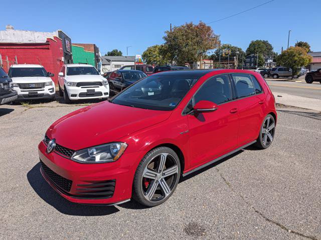 Used 2015 Volkswagen GTI SE FWD image 3