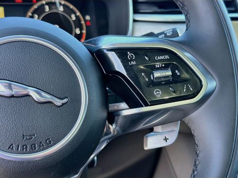 New 2026 Jaguar F-PACE R-Dynamic S AWD/4WD image 39