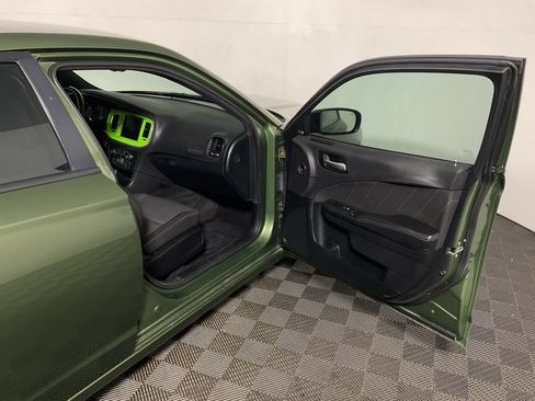 Used 2018 Dodge Charger GT w/ Blacktop Package AWD/4WD image 34