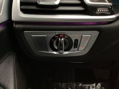 Used 2019 BMW 740i xDrive image 41