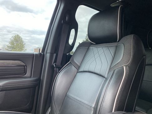 Used 2025 RAM 3500 Limited image 30