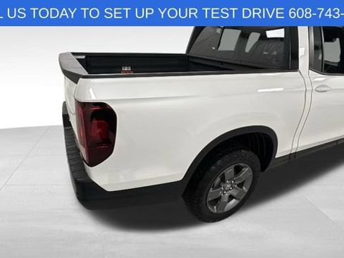 Used 2024 Honda Ridgeline TrailSport image 3