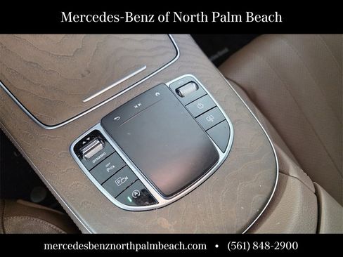 Used 2022 Mercedes-Benz E 350 Sedan image 20