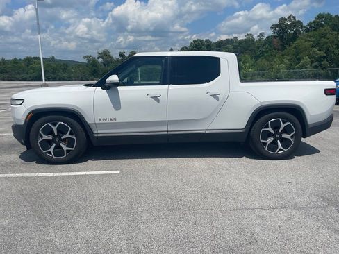Used 2022 Rivian R1T Adventure AWD/4WD image 2
