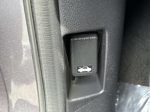 Used 2019 Honda Pilot Touring image 48