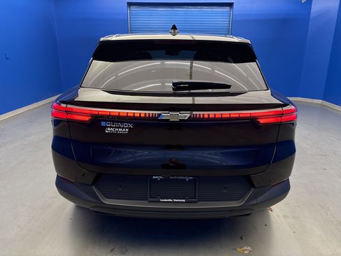 New 2026 Chevrolet Equinox EV LT image 6