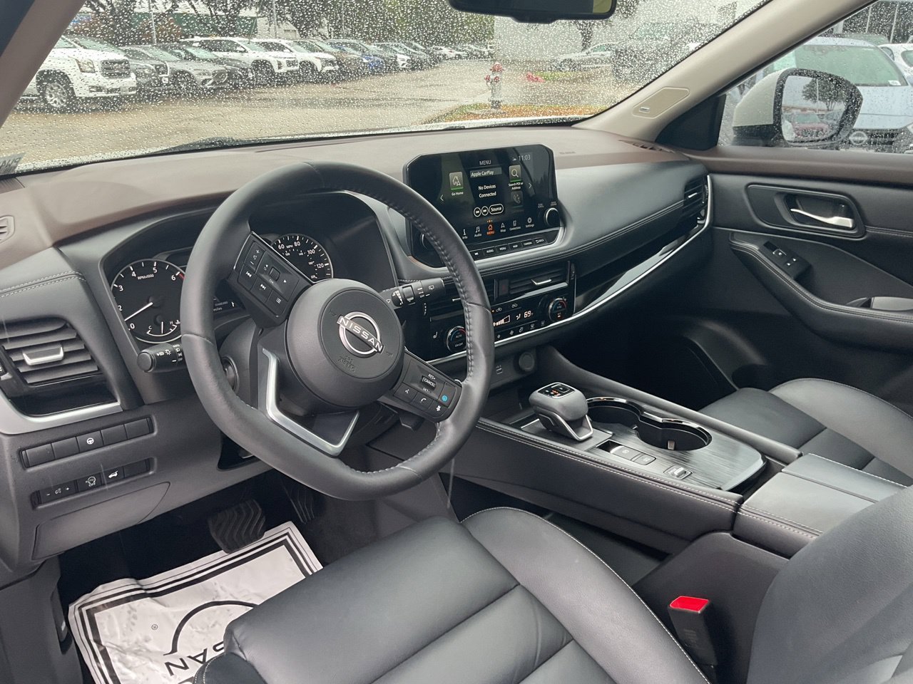 Used 2023 Nissan Rogue SL w/ SL Premium Package FWD image 9