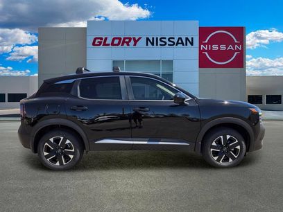 New 2026 Nissan Kicks SV w/ Cold Weather Package