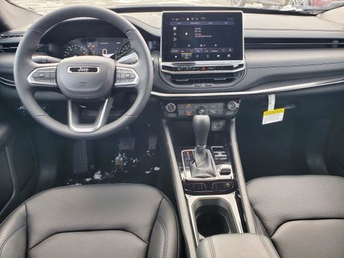 New 2026 Jeep Compass Limited image 19