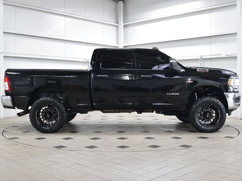 Used 2023 RAM 2500 Big Horn w/ Level 1 Equipment Group AWD/4WD image 8
