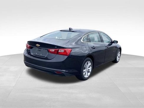 Used 2023 Chevrolet Malibu LT FWD image 3