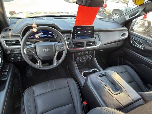 Used 2022 Chevrolet Tahoe RST w/ Sport Performance Package AWD/4WD image 24
