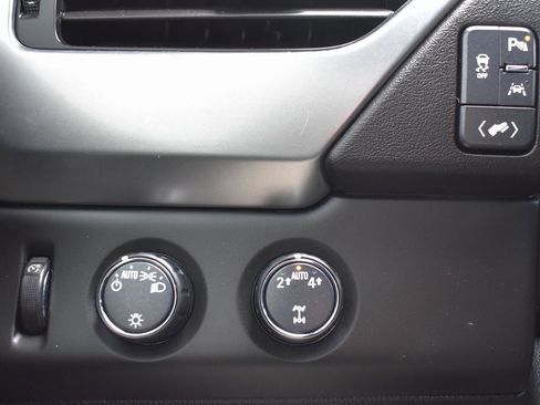 Used 2019 Chevrolet Tahoe LT image 19