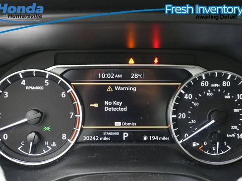 Used 2025 Nissan Rogue SV FWD image 14