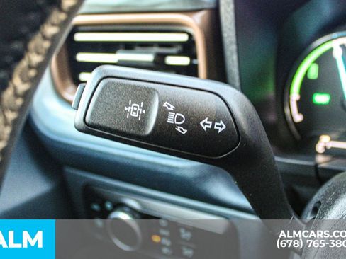 Used 2024 Ford Maverick Lariat image 29