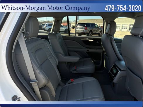Used 2020 Lincoln Aviator Reserve image 33