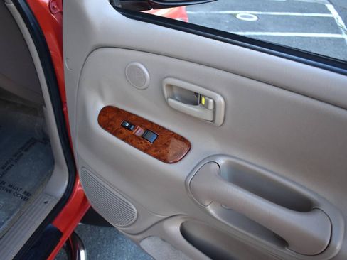 Used 2002 Toyota Tundra Limited RWD image 56