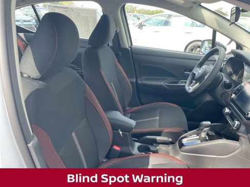 New 2025 Nissan Versa SR w/ Trunk Package image 37