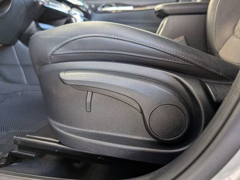 Used 2025 Kia Seltos S image 20