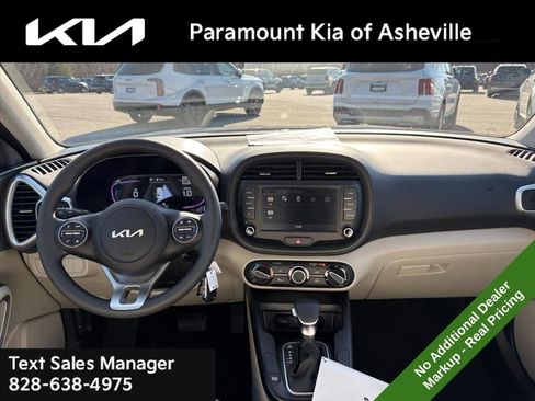 New 2025 Kia Soul LX image 8