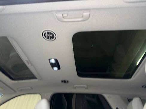 Used 2024 Hyundai Palisade Limited AWD/4WD image 18