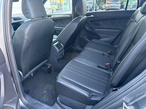 Used 2023 Volkswagen Tiguan SE R-Line AWD/4WD image 7
