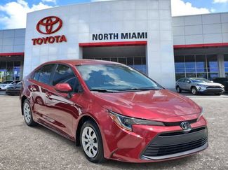 Used 2026 Toyota Corolla LE FWD video 1
