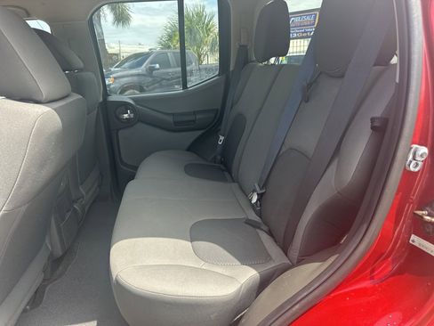 Used 2015 Nissan Xterra X image 9