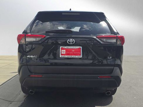 Used 2025 Toyota RAV4 LE FWD image 4