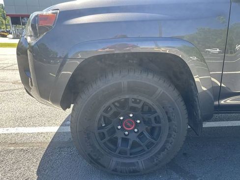 Used 2023 Toyota 4Runner SR5 AWD/4WD image 20