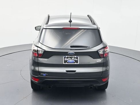 Used 2018 Ford Escape SE w/ SE Sport Appearance Package FWD image 39