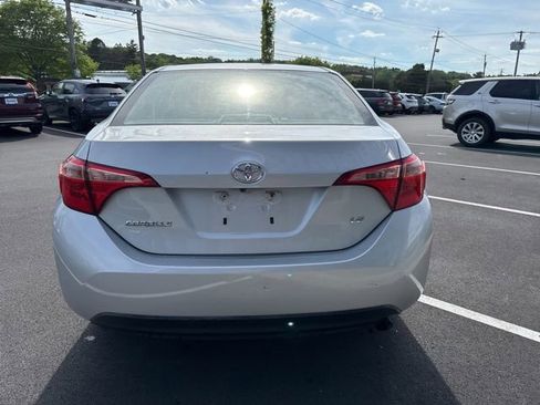 Used 2017 Toyota Corolla LE w/ Carpet Mat Package (TMS) FWD image 7