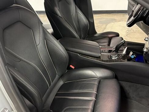 Used 2018 BMW 540i RWD image 34