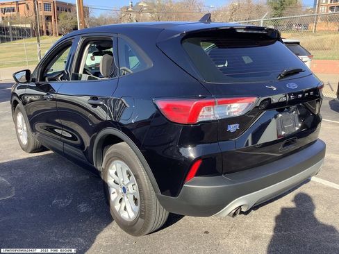 Used 2022 Ford Escape S image 3