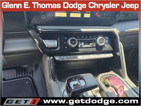 Used 2025 GMC Sierra 1500 AT4 w/ AT4 Premium Package AWD/4WD image 18
